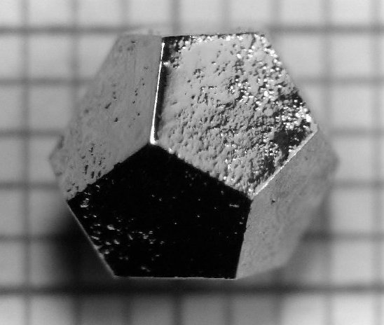 Single-grain quasicrystal.